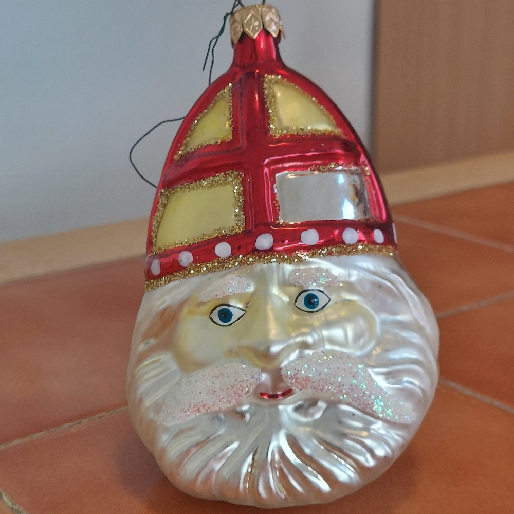 Santa Claus Head Christmas Ornament